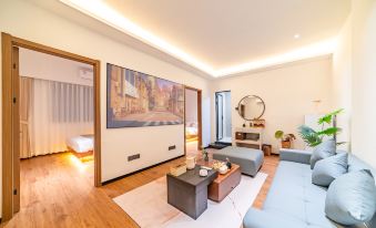 Jane Eyre Designer Hotel