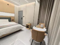 Yizhang Yunshuiyao Hot Spring Homestay - balcony