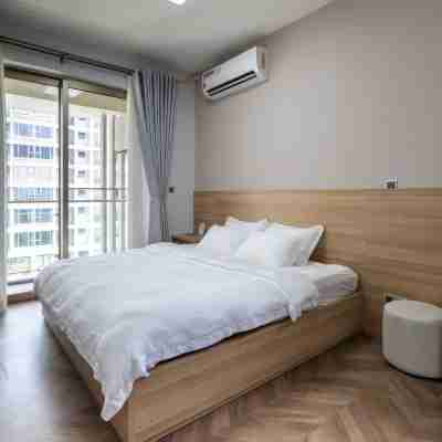 The Peak Midtown - Gorgeous Riverside Rooms