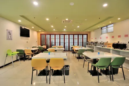 GreenTreen Alliance Hotel Suzhou Mudu Town Jinshan Road Branch Отели рядом с достопримечательностью «Hongyin Shanfang Resort»