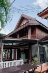 Oudomsouk Guest House Hotels in Luang Prabang