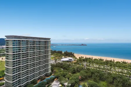 Sanya Yazhou Bay sea waves travel luxury seascape apartment Отели рядом с достопримечательностью «Yacheng Confucius Temple»