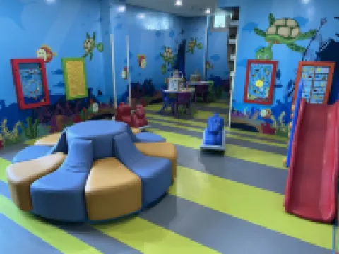 Luxury 2 Bedrooms Okada View and Bayview Near Airports, Okada, Solaire, MOA