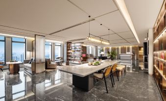 Atour Hotel Wuhan Yellow Crane Tower Shouyi Plaza