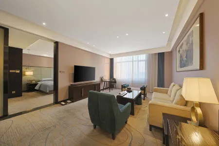 Herun Art Hotel Отели рядом с достопримечательностью «Branch of Changchun Institute of Technology»