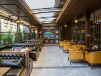 Days Inn by Wyndham Istanbul Bomonti Hotels near Bomontiada