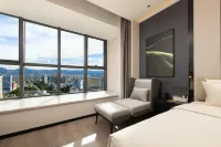 Baoshan Longyang District Hengbang Building Atour Hotel