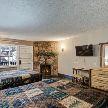 Brookside Lodge - Gatlinburg - on the River