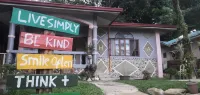 Basio's Place Tourist Inn by RedDoorz