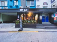 Cave Myeongdong Hotel dekat Gunung Namsan