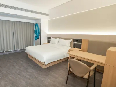 Linxi Mijing City Homestay (Zhumadian High speed Railway West Station Branch)