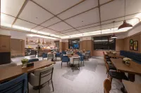INZONE FREEDOM HOTEL - Breakfast