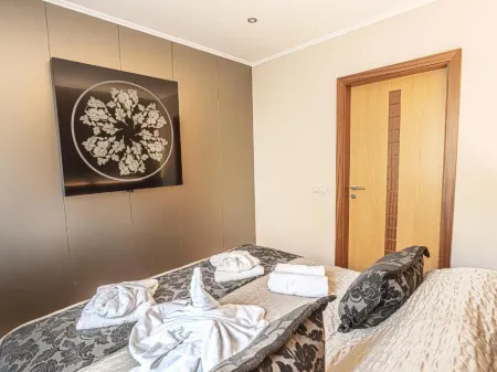 Holiday Beach Budapest Wellness and Conference Hotel Отели в г. Дунакеси