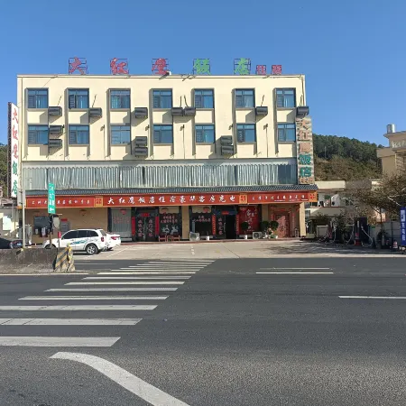 Accommodation at Lianping Red Eagle Hotel