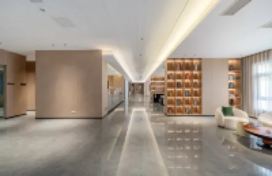 維羅亞酒店（海口友誼陽光城店）