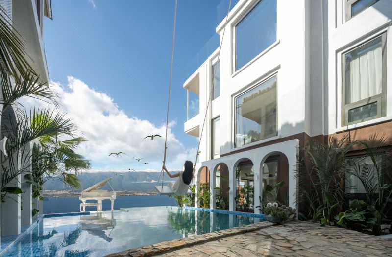 Xianyun Astrum Pool | Dessert · 360 ° Cliff Sea View Music Hot Spring Hotel (Dali Erhai Branch)