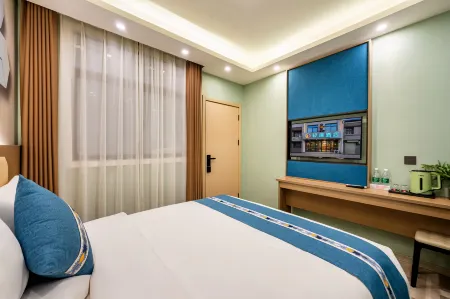 Light Travel Hotel Отели рядом с достопримечательностью «Dongdazhen»