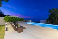 THE GREEN LOTUS SAMUI - Rooftop Pools