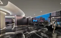 Platinum Hotel