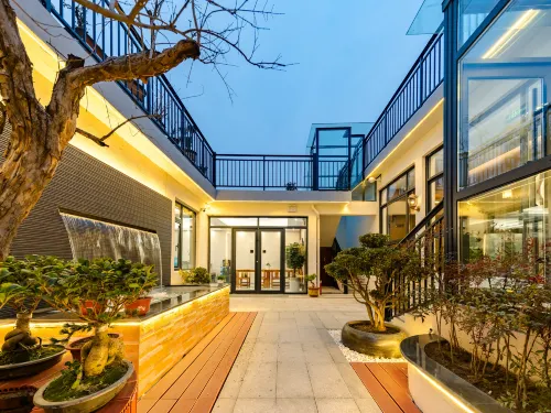 Floral Hotel·Qin Garden Hotel