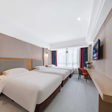 Teddy Hotel (Yiwu International Trade City Santing Road Night Market Street Branch)