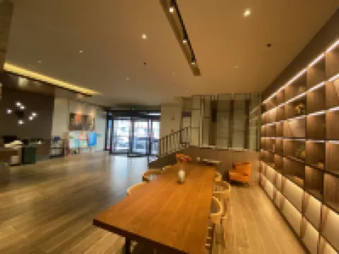 Hanting Hotel (Zibo Gongqingtuan Road Badaju Branch)