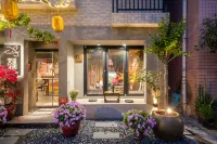 花築·梵星ガーデン民宿（仏山順德華僑城歡樂海岸Plus) 宝林寺周辺のホテル