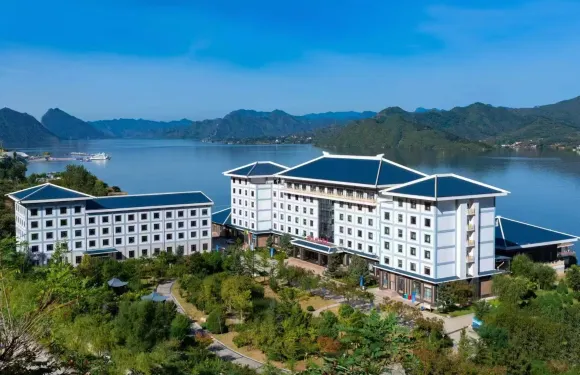 承德寬城蟠龍湖大酒店（蟠龍湖景區店）