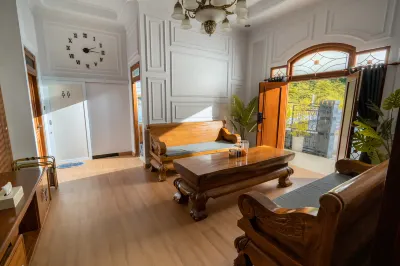 Atharis Homestay Hôtels à : 