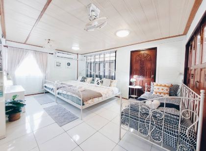 Green Riverside Homestay
