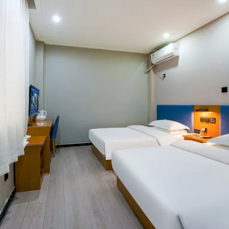 Tianxi Youyi Hotel (Xinle Academy of Fine Arts)