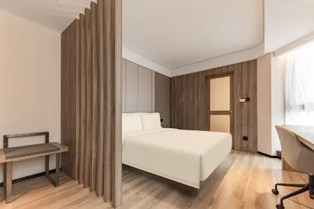 Atour Hotel (Changsha Lugu)