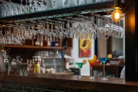 Peking  Yard Siheyuan Boutique Hotel(Garden&Terrace &Lama Temple&hutong&Houhai&Tiananmen&Restaurant - Bars
