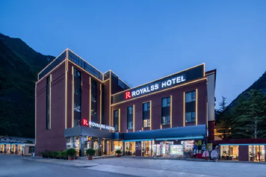 R ROYALSS HOTEL（九寨溝遊客中心店）