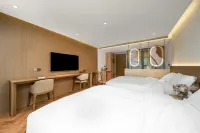 Xiaoshan Qing ·Riverside & Mountain-surrounded Luxury Resort Villa