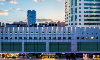 Magnotel Business (Tianjin Eye Store at Tianjin Station)