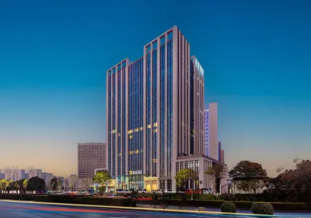 Xuchang Herui Hotel(Furong Lake Branch) Отели рядом с достопримечательностью «Jian'anqu Beihai Park»