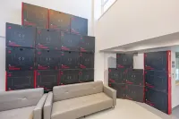 Max Zhuowei Esports Hotel