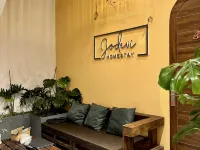 Pamela Cao Bang Homestay Hotels in Thuc Phan