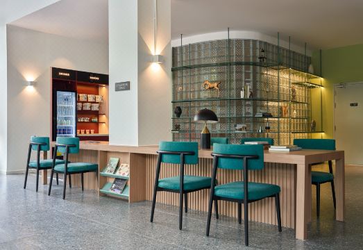 3. M 빌리지 호텔..