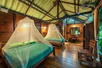 Khao Sok Riverside Cottages - Balkon