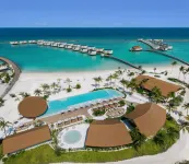 Centara Grand Lagoon Maldives Hotels in Kohdhipparu Falhu