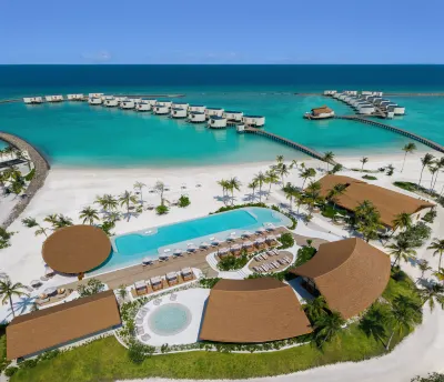 Centara Grand Lagoon Maldives Hotel di Kohdhipparu Falhu