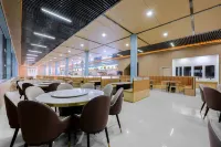 Xingjian Yadan Future City Luxury Camp Hotel
