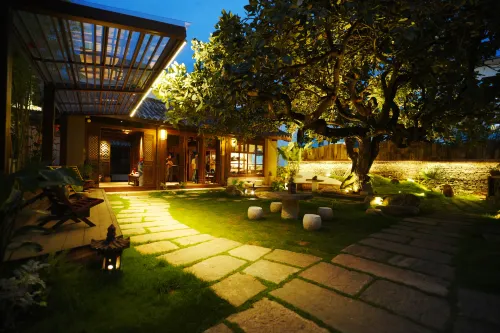 玉河書院（麗江大水車店）