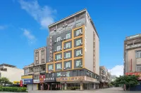 Fangchenggang Lijing Business Hotel Hotels near Kangcheng Marina