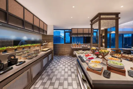 Ningbo Tianyi Chenghuang Temple Manxin Mansion Отели рядом с достопримечательностью «Ningbo Science Exploration Center»