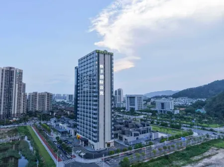 Yufeng International Apartment (Doumen Branch) Отели рядом с достопримечательностью «Xia Mountain Park»