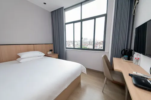 Wuyiba Hotel (Ningguo Commercial Pedestrian Street Ningguo People's Hospital)