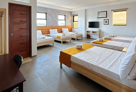 RedDoorz Plus @ Nick Hotel Guimba